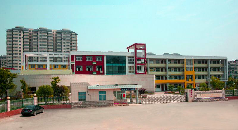 性能強(qiáng)有顏值，讓LED顯示屏的美綻放校園